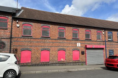 Industrial unit to rent, Balds Lane, Stourbridge