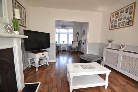 332 Heathway, Dagenham, RM10 8NJ