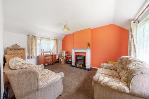 1 Chettles Close, Sharnbrook, Bedford, MK44 1NH