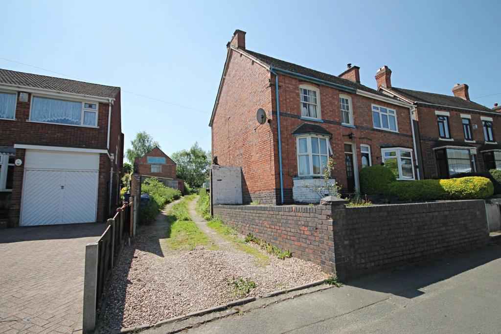 Tinkers Green Road, Wilnecote, Tamworth 3 bed semidetached house £