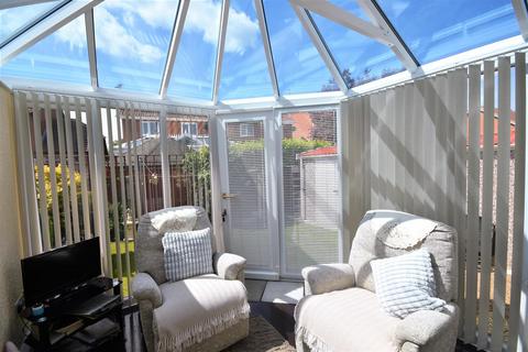 14 Ashdell, Goole, DN14 6YA