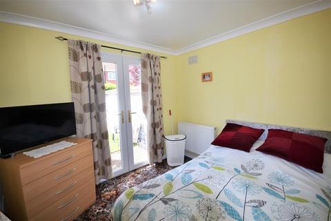 14 Ashdell, Goole, DN14 6YA