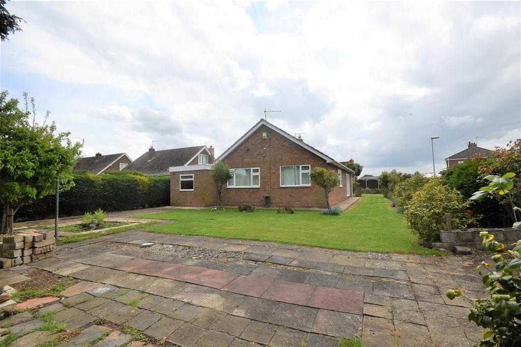 Carr Lane, Goole 3 bed detached bungalow £230,000
