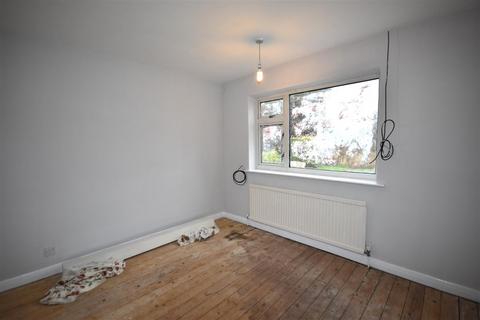 Shangri La Carr Lane, Goole, DN14 6LY