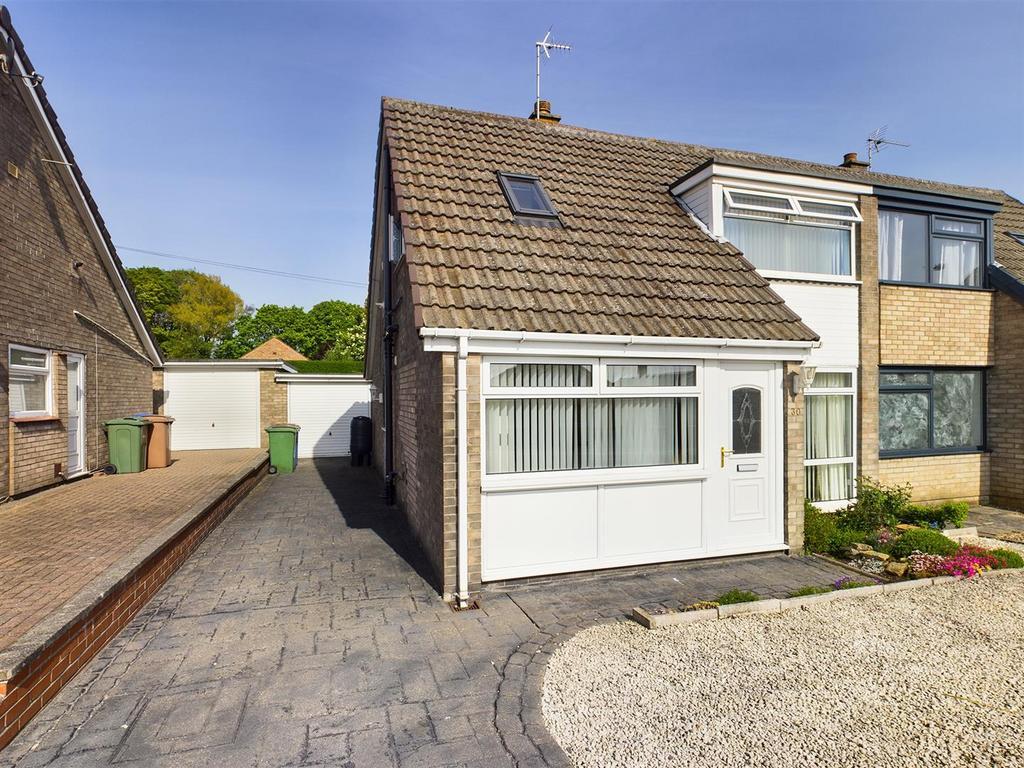 Danescroft, Bridlington 3 bed semidetached house for sale £210,000