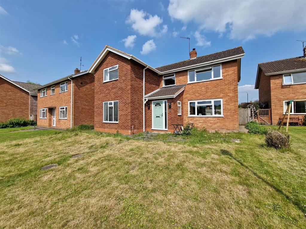 Orchard Rise, Tibberton, Gloucester 4 bed detached house £485,000