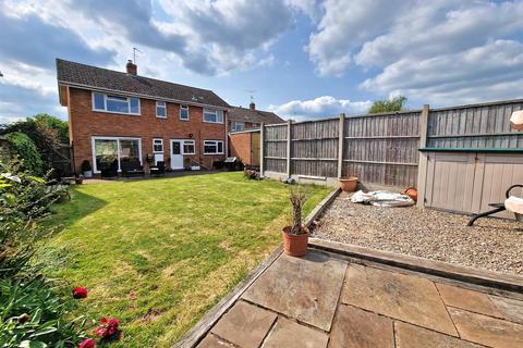 8 Orchard Rise, Tibberton, Gloucester, GL19 3AT