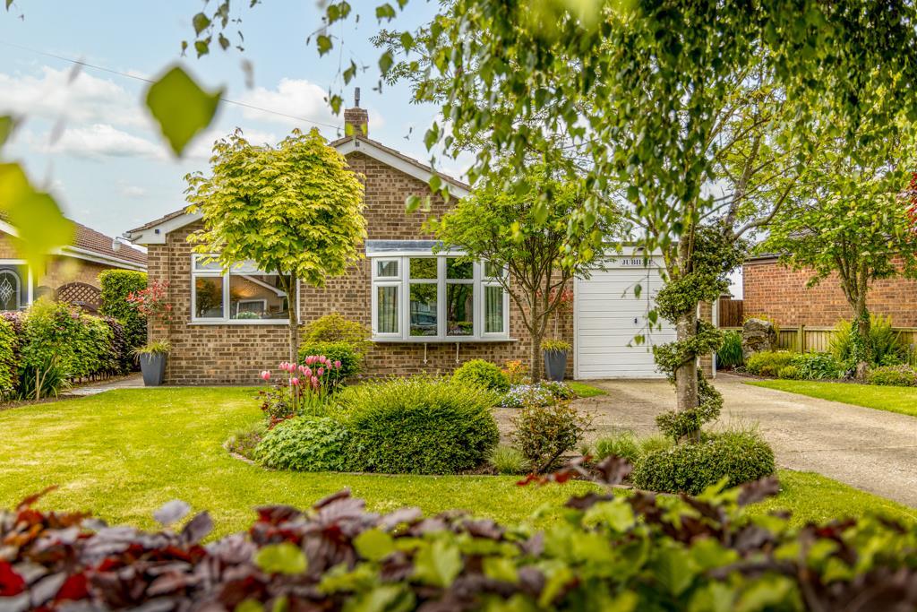 Asperton Road, Wigtoft, Boston 2 bed detached bungalow for sale £260,000