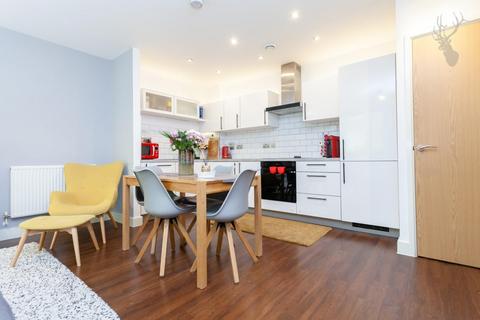 7 Oxley Square, London, E3 3GR