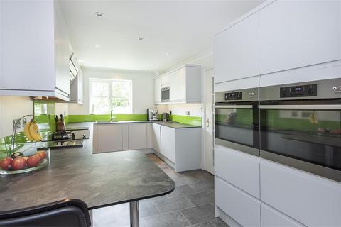40 Bradway, Whitwell, Hitchin, SG4 8BE