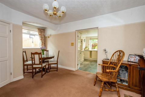 112 Crescent Drive, Petts Wood, Orpington, BR5 1BE