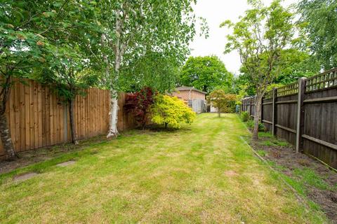 112 Crescent Drive, Petts Wood, Orpington, BR5 1BE