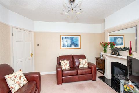 112 Crescent Drive, Petts Wood, Orpington, BR5 1BE
