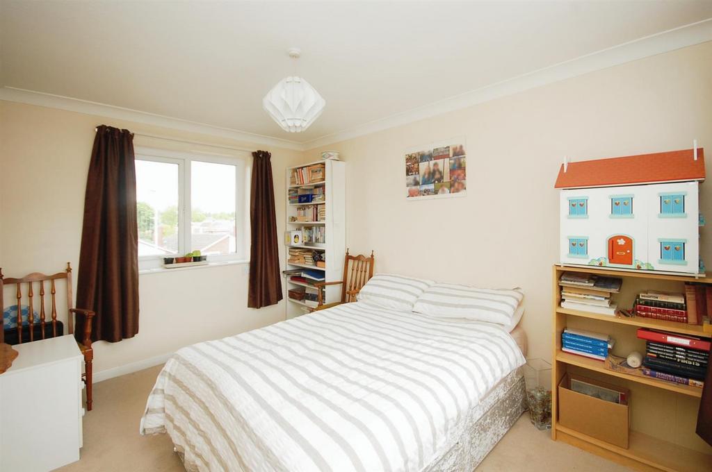 25arrancourt BED2.JPG