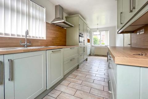 48 Castle View Road, Portchester, Fareham, PO16 9LA