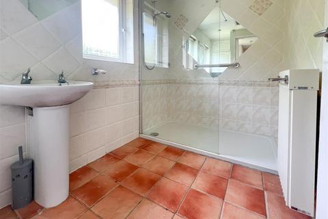 48 Castle View Road, Portchester, Fareham, PO16 9LA