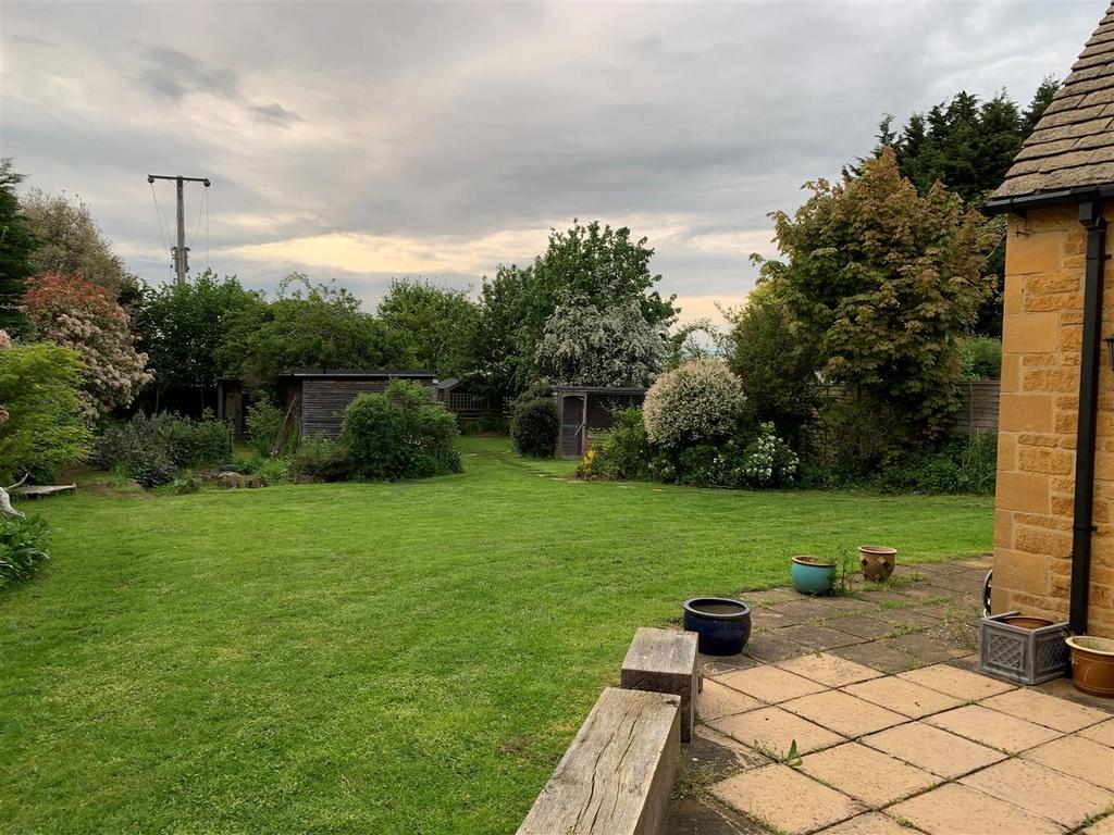 Garden 4.jpg