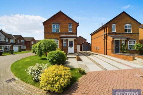 3 bedroom detached house for sale - Badminton Close, Bridlington