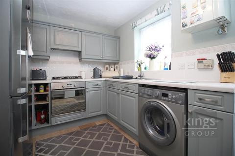 62 Albert Gardens, Church Langley, Harlow, CM17 9QG