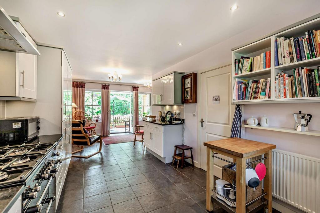 8554556-interior17-800.jpg