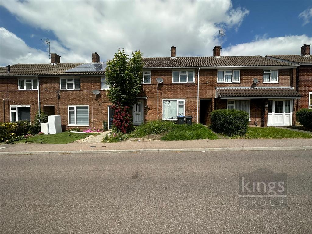 Carters Mead, Harlow 3 bed terraced house for sale £325,000