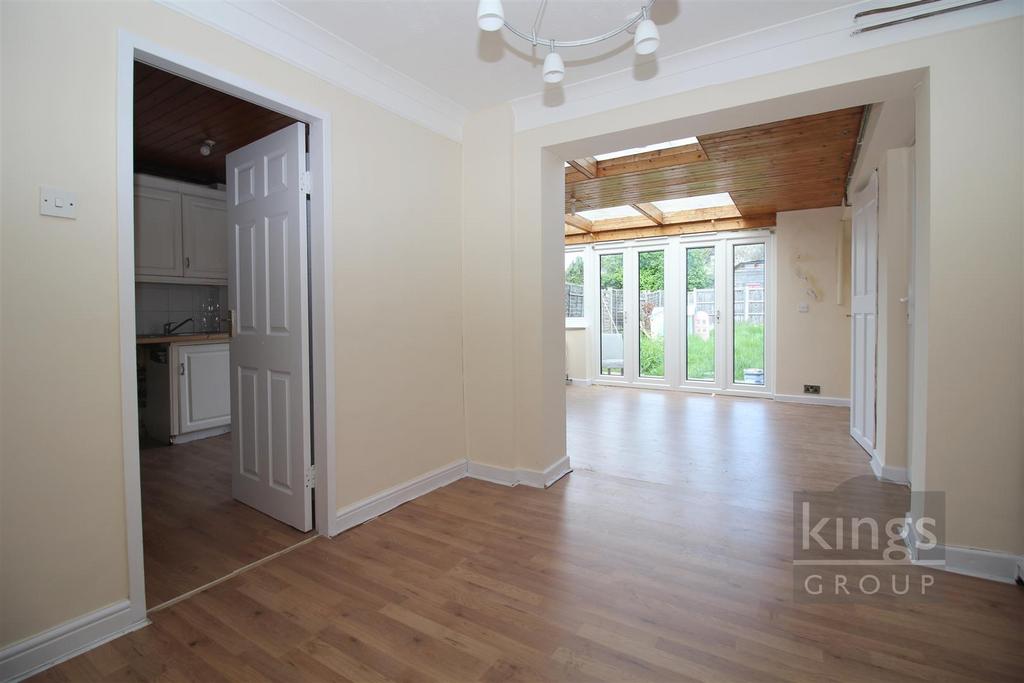 Carters Mead, Harlow 3 bed terraced house for sale £325,000