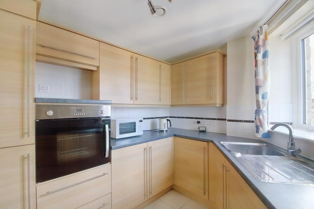 8551202-interior15 (Medium).jpg