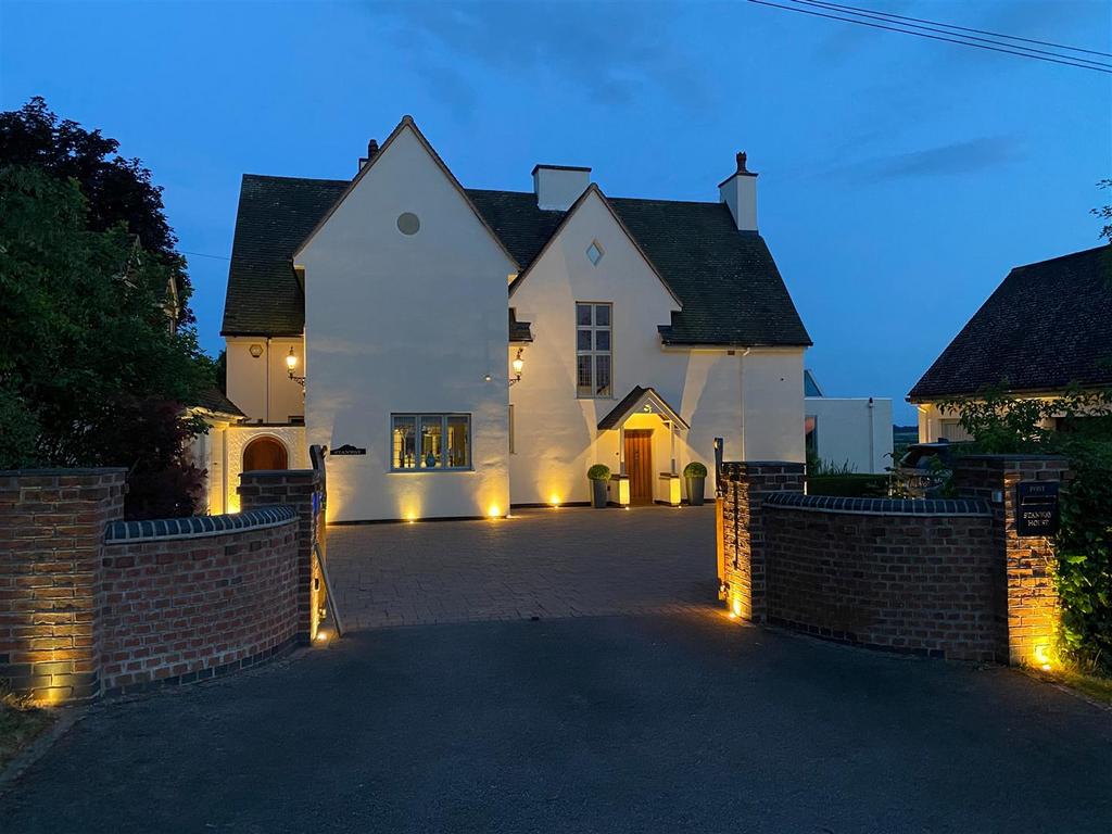 Stanton Lane, Croft, Leicestershire, LE9 4 bed detached house for sale