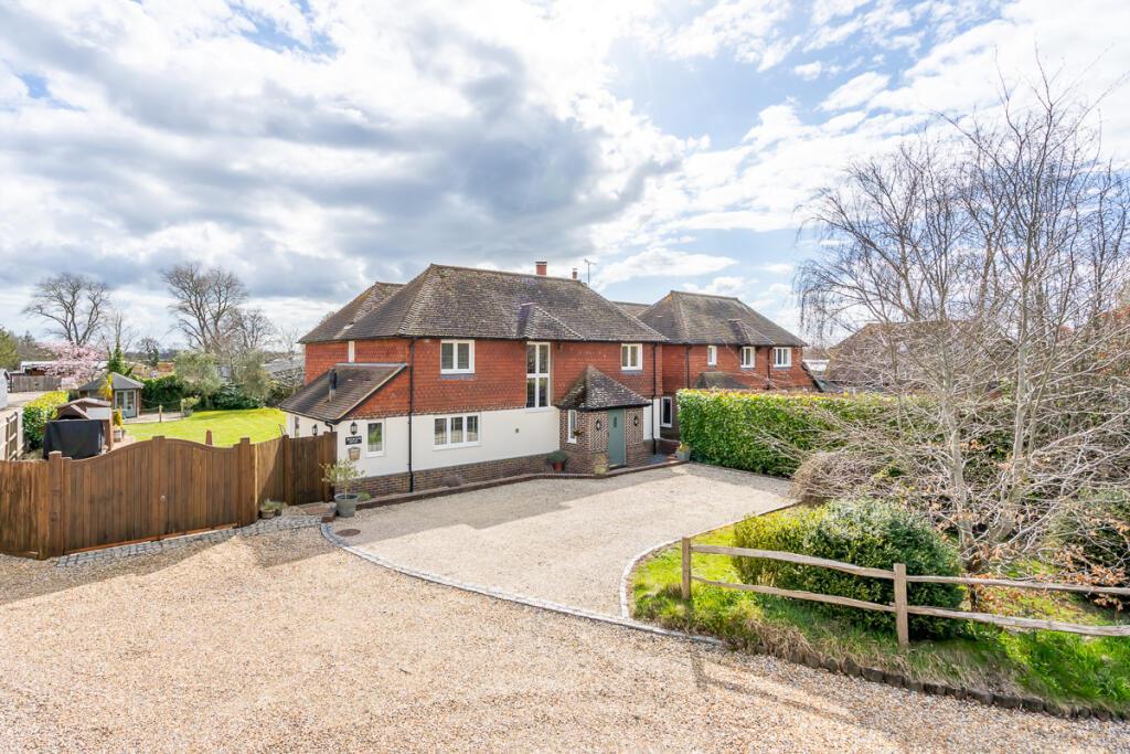Eastergate Lane, Walberton 3 bed detached house for sale £799,950