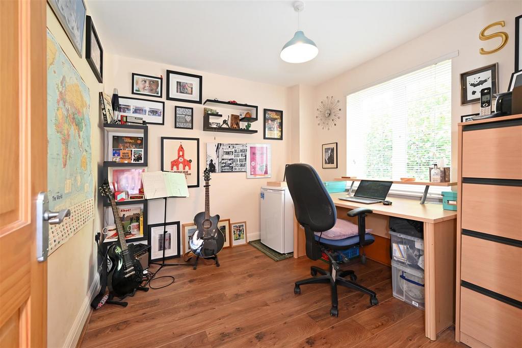 Study/Bedroom 4