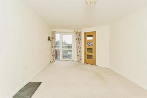 1 bedroom apartment for sale, Somers Brook Court, Newport, PO30 5UN