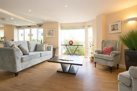 1 bedroom apartment for sale, Somers Brook Court, Newport, PO30 5UN