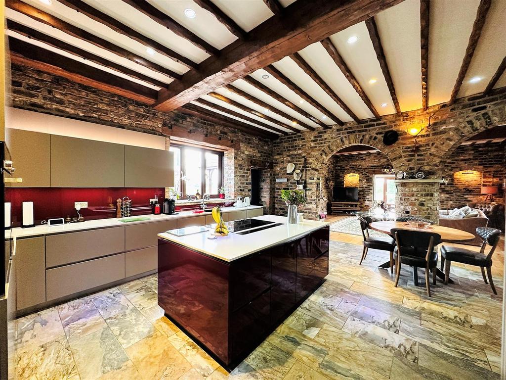 Kitchen.jpg