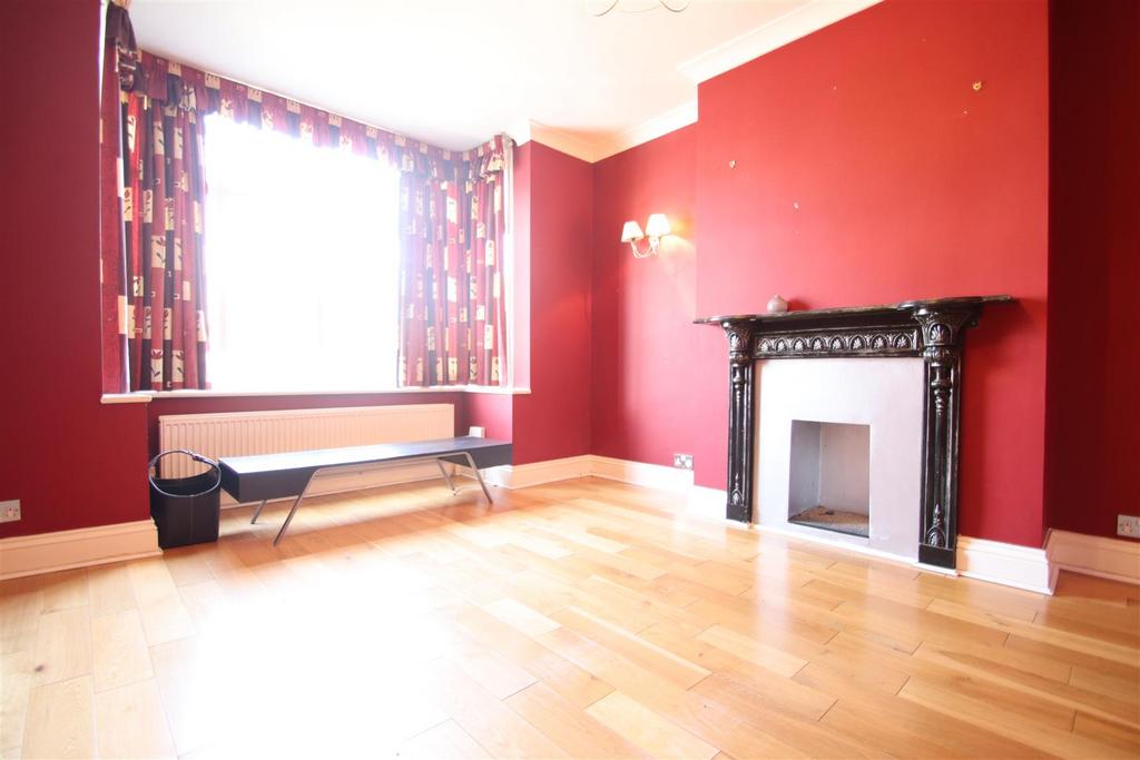 Knightlow Road, Birmingham 4 bed house £1,995 pcm (£460 pw)