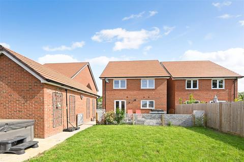 4 bedroom detached house for sale, Newell Crescent, Eastergate