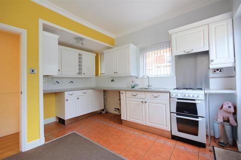 2 bedroom detached bungalow for sale, Brookhill Street, Stapleford