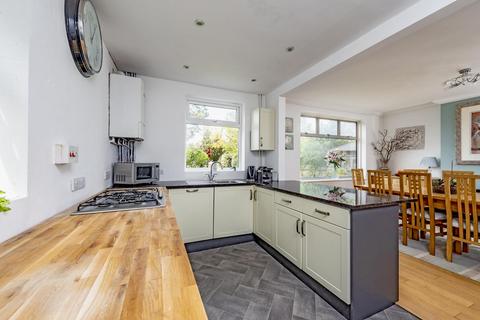 95 Bradstock Road, Epsom, KT17 2LF