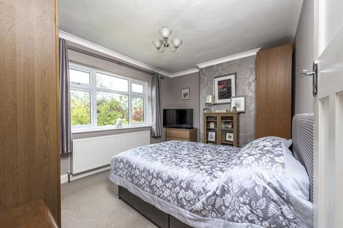 95 Bradstock Road, Epsom, KT17 2LF