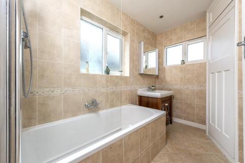 95 Bradstock Road, Epsom, KT17 2LF