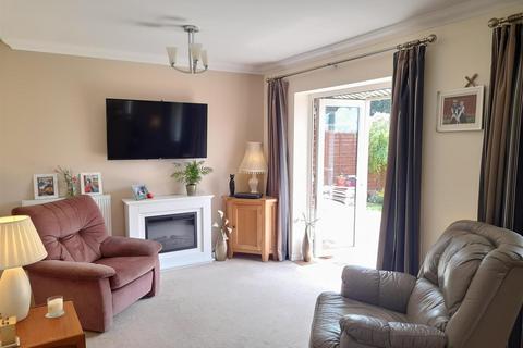 12, Lambs Cottages Bilsham Road, Yapton, Arundel, BN18 0JN