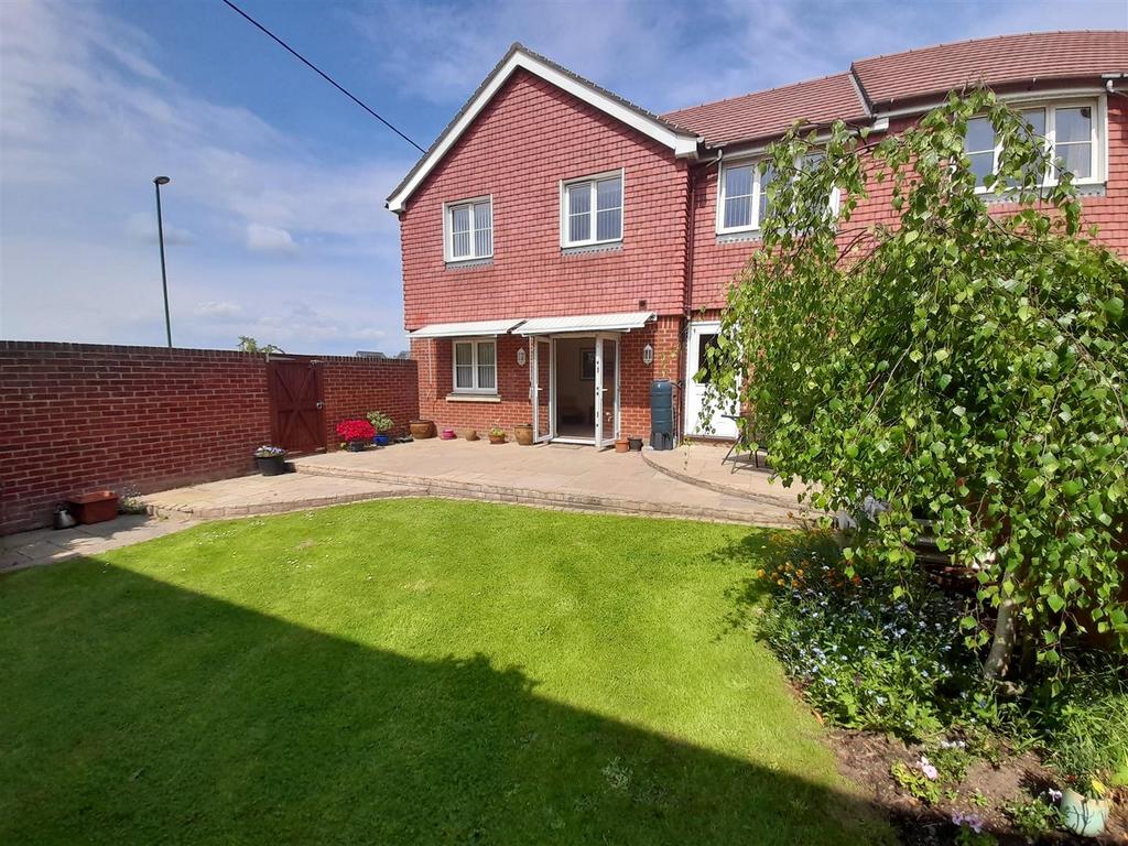 Rear Garden 4.jpg