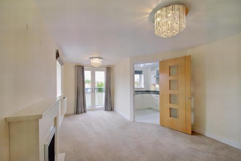 2 bedroom apartment for sale, Scaife Garth, Pocklington, York, Yorkshire, YO42 2SJ