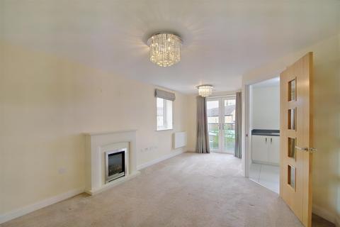 2 bedroom apartment for sale, Rogerson Court, Scaife Garth, Pocklington, York, Yorkshire, YO42 2SJ