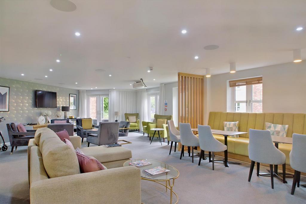 8552850-interior02-800.JPG