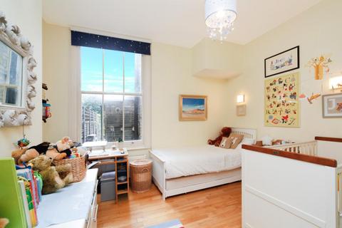 2 bedroom apartment to rent, Tunley Road, London, SW17