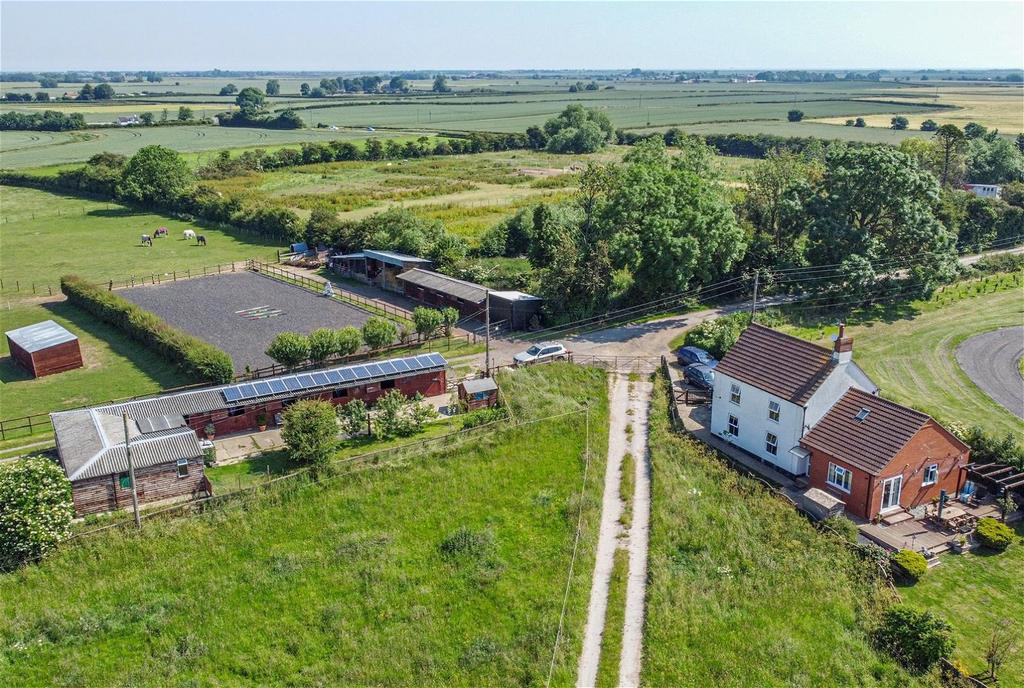 Helsey, Hogsthorpe, Skegness 5 bed equestrian property for sale £575,000