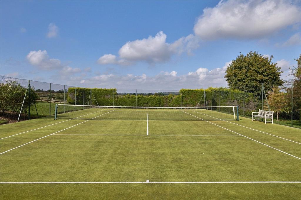 Tenni Court