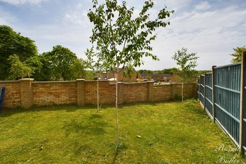 1 Busby Close, Buckingham, MK18 1YW