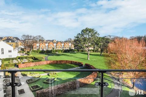 27 Egerton Drive, Isleworth, TW7 7EQ