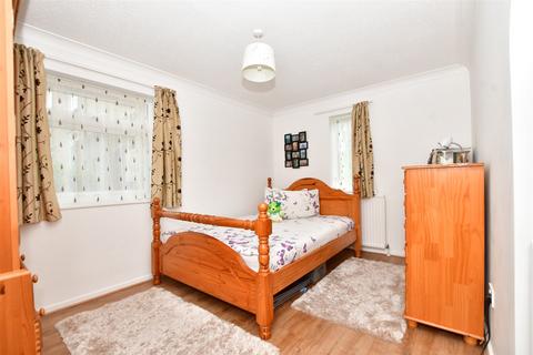 2 bedroom ground floor flat for sale, Welland Road, Tonbridge, Kent